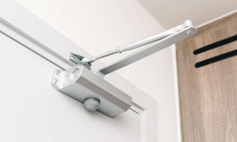 four main door adjustment